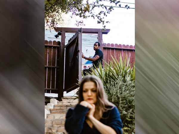 एकांत में जाना