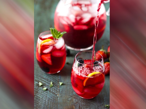 फलों की चाय