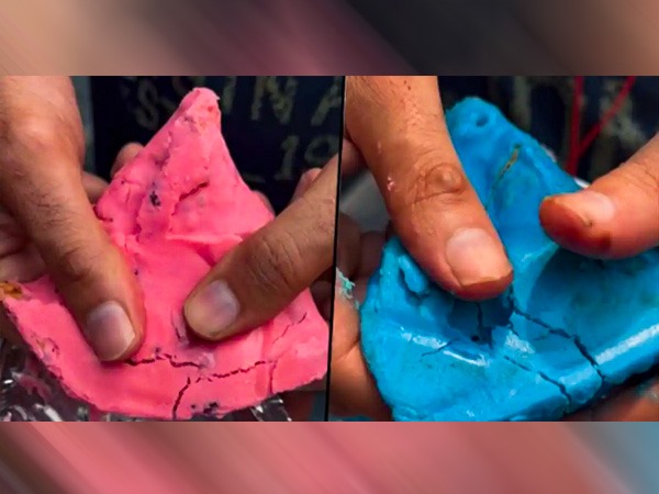 स्ट्रॉबेरी समोसा