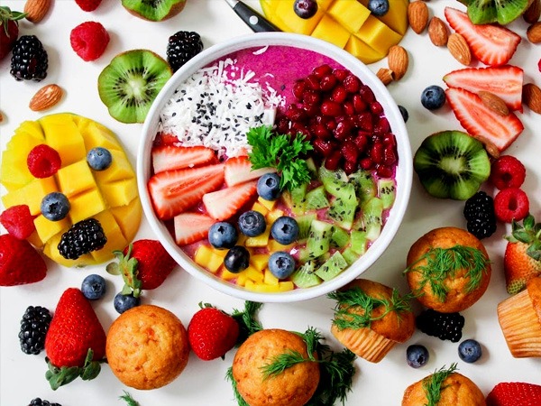 सर्दियों में कई ताजे फल और सब्जियां पोटेशियम से भरपूर होती हैं-