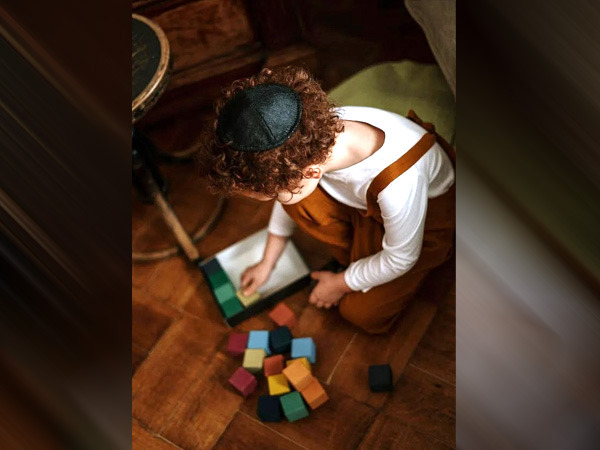 इस तरह से करते हैं सेलिब्रेट