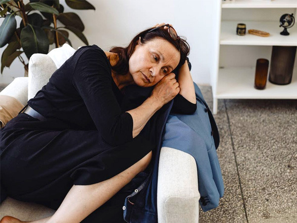 पोस्टमेनोपॉज़ल ब्लीडिंग (पीएमबी) के क्या कारण है ?