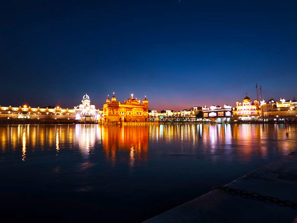 26 दिसंबर गुरु गोबिंद के बेटों के बलिदान की याद दिलाता 