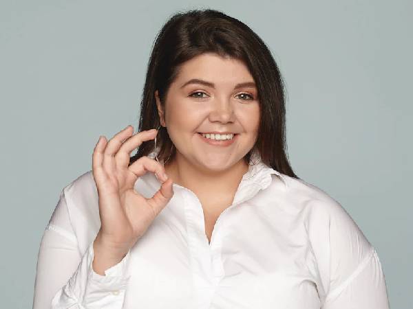 1. 'आप जैसे भी हो सुंदर हो'