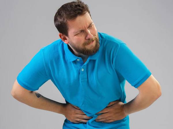 4. कब्ज की बढ़ सकती है समस्या 4. कब्ज की बढ़ सकती है समस्या