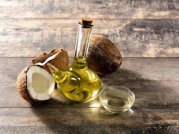2. नारियल का तेल: 