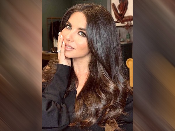 गोल्डन ब्राउन गोल्डन ब्राउन