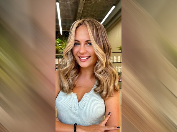 कारमेल ब्लॉन्ड्स कारमेल ब्लॉन्ड्स