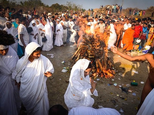 संथारा अनुष्ठान और सुप्रीम कोर्ट 