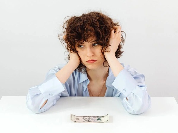 इनवेस्टमेंट की सही जानकारी नहीं हैं इनवेस्टमेंट की सही जानकारी नहीं हैं