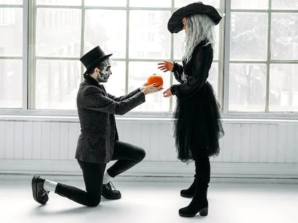 Fake Nice People: चापलूस लोगों को अपने पास ना आने दें Fake Nice People: चापलूस लोगों को अपने पास ना आने दें