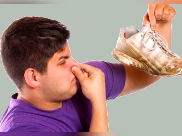 Health tips: पैरों की बदबू से छुटकारा पाने के लिए क्या करें