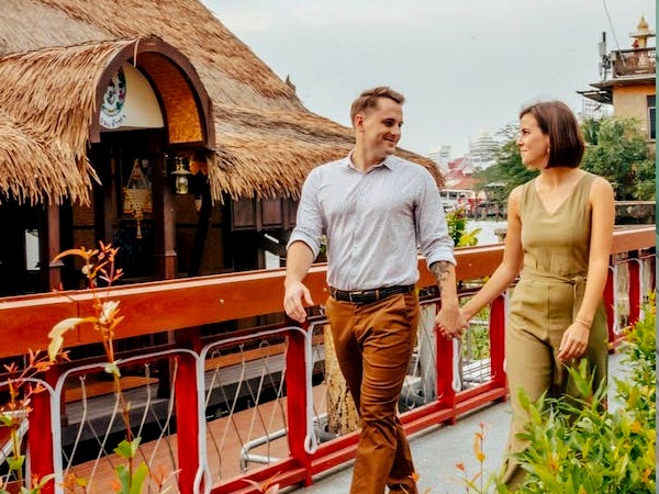 Relationship Tips: स्पेशल प्लेस पर जाकर खास अंदाज में करें इज़हार 