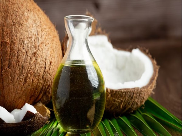 3. नारियल का तेल 