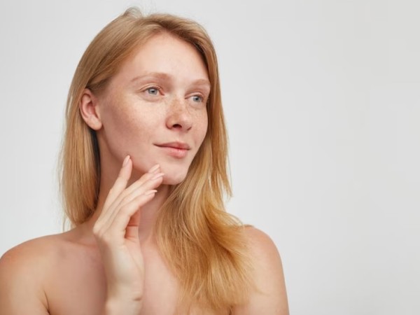 1. ड्राई स्किन के लिए चंदन का उपयोग 1. ड्राई स्किन के लिए चंदन का उपयोग