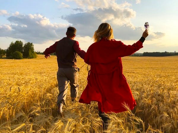 When Love Begins With Hate: दोस्ती का हाथ बढ़ाएं-