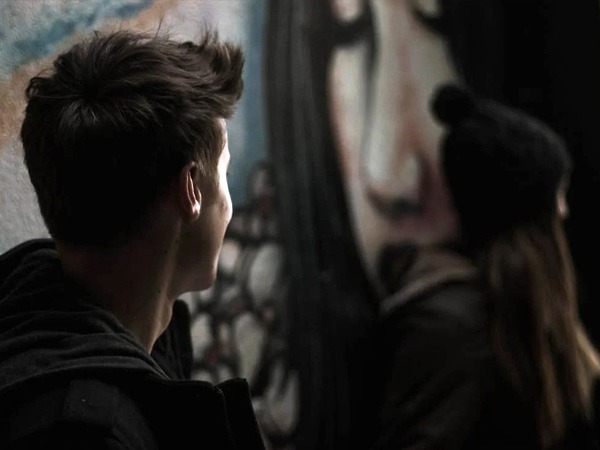 Love Tips : अपनी दोस्ती के फ्यूचर को पहले सोंच लें 