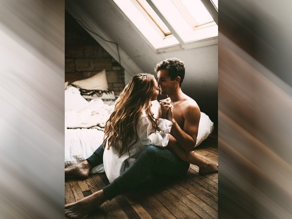 Relationship Tips: आपकी मर्जी के बिना फिजिकल होने के लिए फोर्स करना