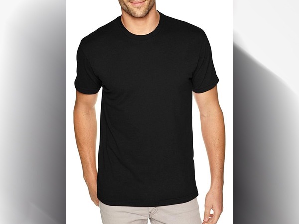 Dressing Sense For Men: ब्लैक टी-शर्ट- Dressing Sense For Men: ब्लैक टी-शर्ट-