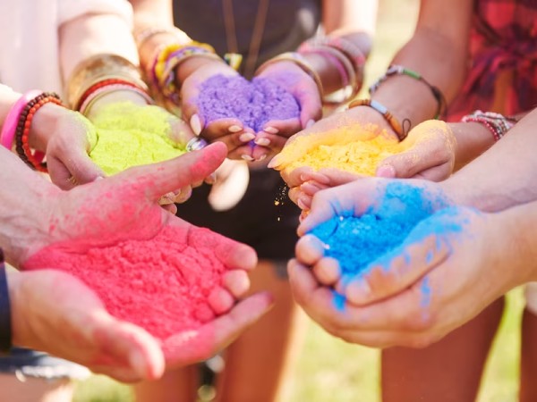 6. कलर थेरेपी