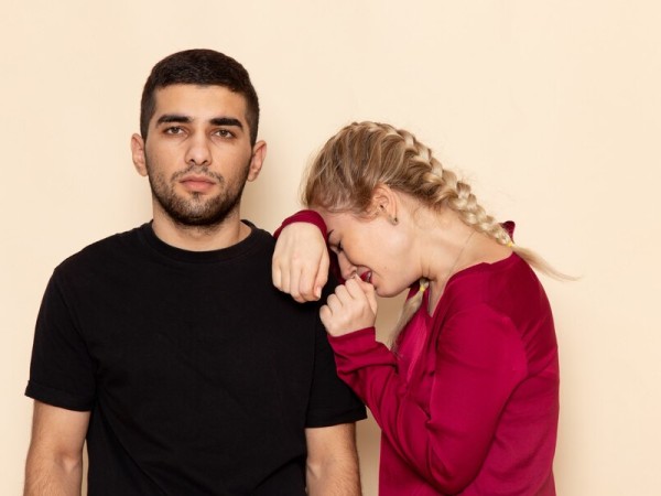 कैसे पहचाने कि महिला बैटर्ड वुमन सिंड्रोम का है शिकार? कैसे पहचाने कि महिला बैटर्ड वुमन सिंड्रोम का है शिकार?