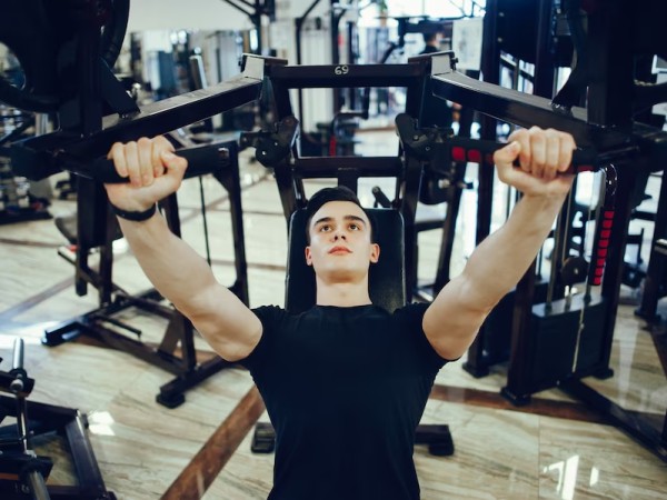 4. शोल्डर प्रेस 4. शोल्डर प्रेस