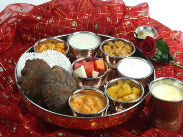 1. संतुलित भोजन करें 