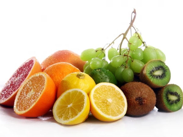 2. फल और सब्जियां 