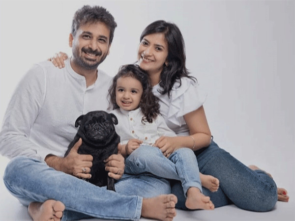 एक हफ्ते तक थे गुजिया एक हफ्ते तक थे गुजिया