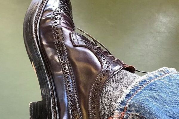 Dressing Mistake For Men: इस तरह के जूतों से दूरी बनाएं Dressing Mistake For Men: इस तरह के जूतों से दूरी बनाएं