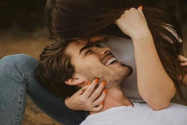 Couples Relation: अपनी तुलना किसी दूसरे कपल्स से कभी ना करें