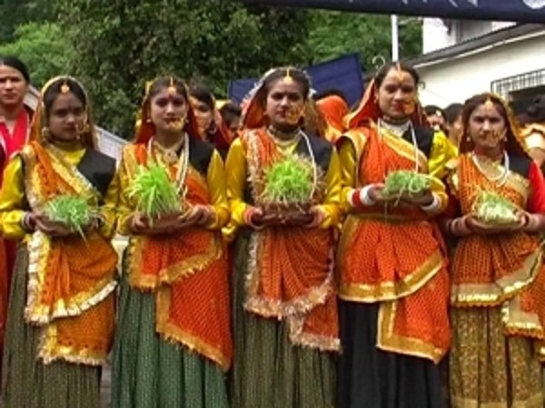 2. कुमाऊंनी होली - उत्तराखंड