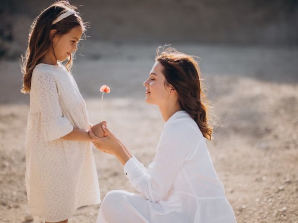 4. उनकी कोई अधूरी विश करें पूरी