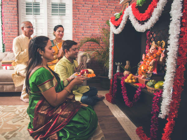 पूजा के लिए अलग अलग आसन