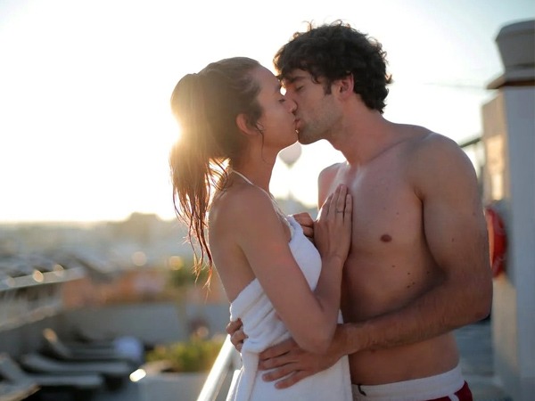 Relationship Tips: फिजिकल इंटीमेसी का खयाल 