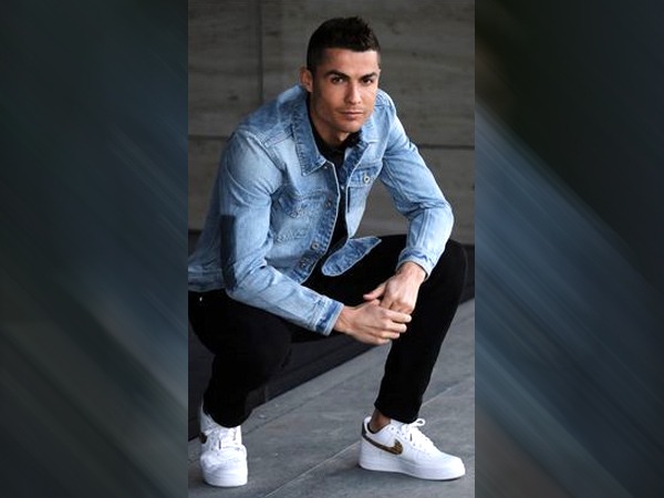 Denim Shirt For Men: डेनिम शर्ट से जुड़े कुछ खास टिप्स, जिसे आप आराम से अपना सकते हैं- Denim Shirt For Men: डेनिम शर्ट से जुड़े कुछ खास टिप्स, जिसे आप आराम से अपना सकते हैं-