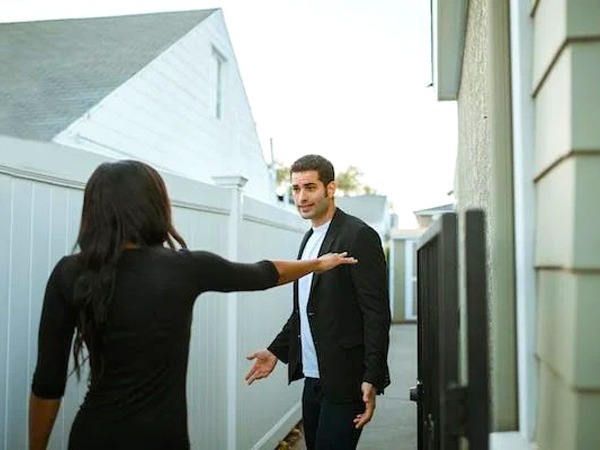 Relationship Tips: पत्नी अगर अमीर घर की हो