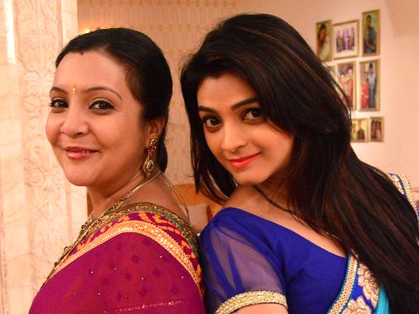 खुद को सास की तकलीफ भरी बातों से कैसे संभाले-