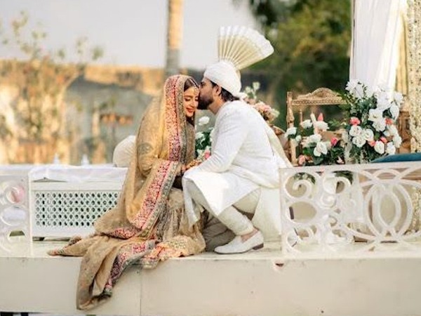 Destination Wedding: डेस्टिनेशन वेडिंग कैसे प्लान करें? 