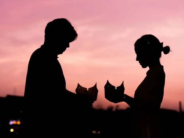 New Relationship: नये रिश्ते में क्या करें और क्या ना करें 