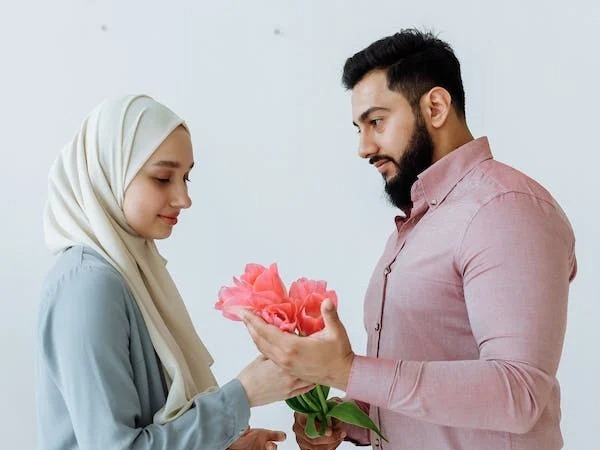 Ramadan 2023: रोज़े के दौरान शौहर-बीवी को फिजिकल रिलेशन बनाना