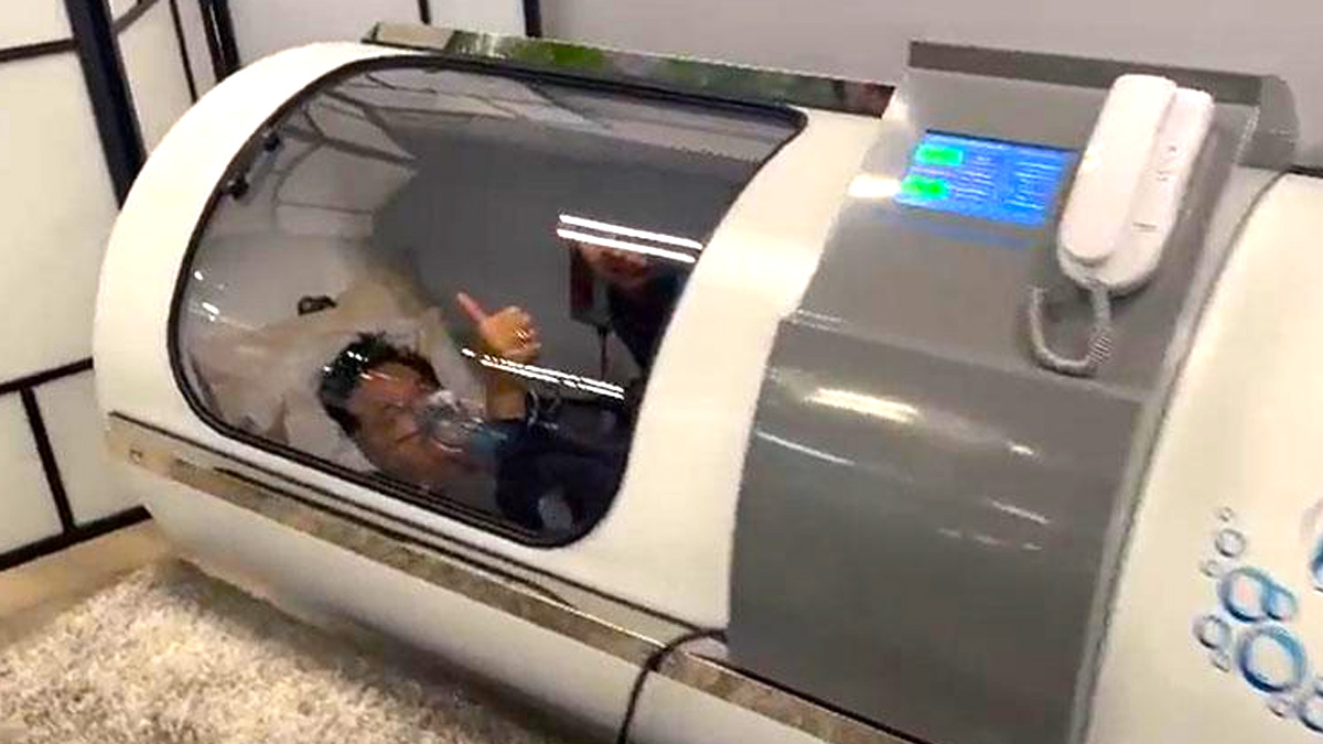 Anil Kapoor Adds Hyperbaric Oxygen Therapy To His Wellness Routine; Know how its work? Anil Kapoor Adds Hyperbaric Oxygen Therapy To His Wellness Routine; Know how its work?