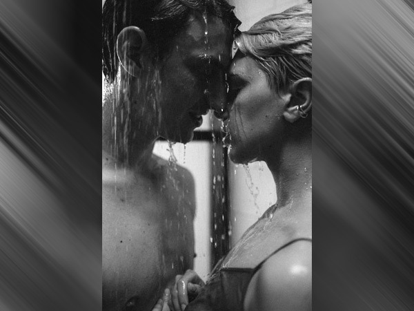 womans body gestures