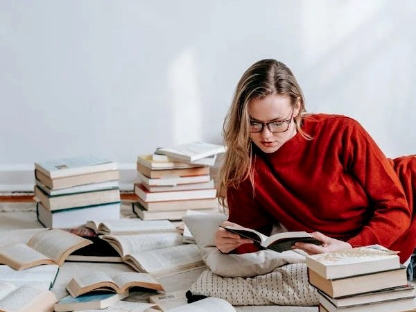 6 signs of a highly intelligent person According To Experts 6 signs of a highly intelligent person According To Experts