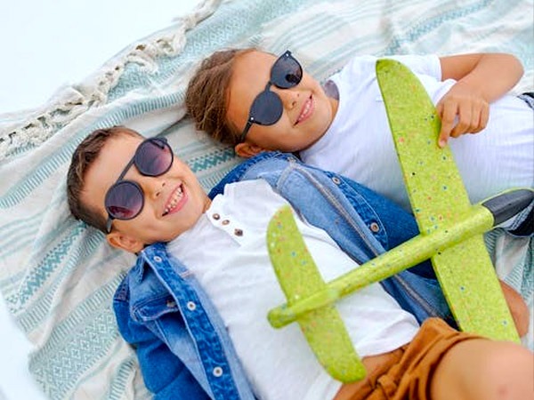 relationship, siblings, brother and sister