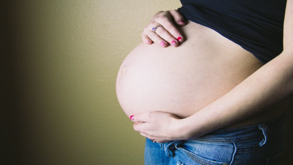 Myths vs Facts: Can Belly Shape In Pregnancy Predict Babys Gender?