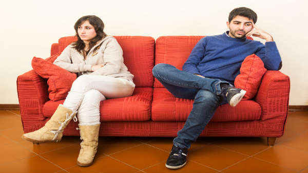 Chanakya Niti in Hindi: These Signs Will Tell That Your Wife Is Unsatisfied In Your Relation