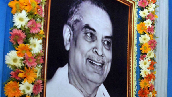 National Doctors Day 2023: Why Bidhan Chandra Roys birthday celebrated as doctors day