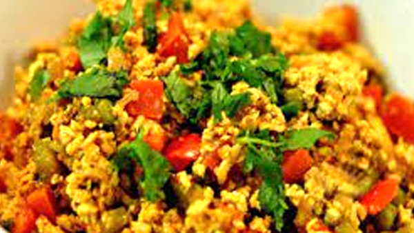 Amitabh bacchan eating dinner in paneer bhurji know recipe and benefits Amitabh bacchan eating dinner in paneer bhurji know recipe and benefits