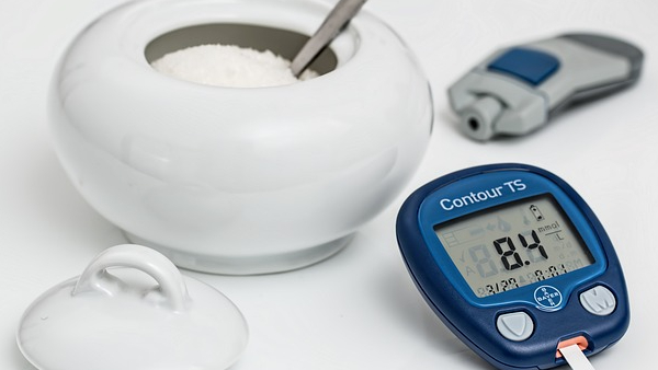 Diabetes: 5 Ways you should do to manage post-lunch sugar spikes Diabetes: 5 Ways you should do to manage post-lunch sugar spikes